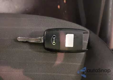 2016 Kia Forte Ex z USA, uszkodzony, nr VIN KNAFX5A81G5529300